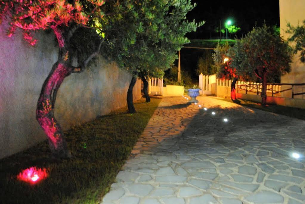 Sporting Club Resort Praia a Mare Eksteriør billede