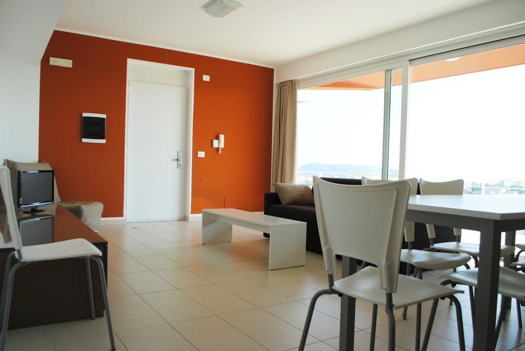Sporting Club Resort Praia a Mare Eksteriør billede