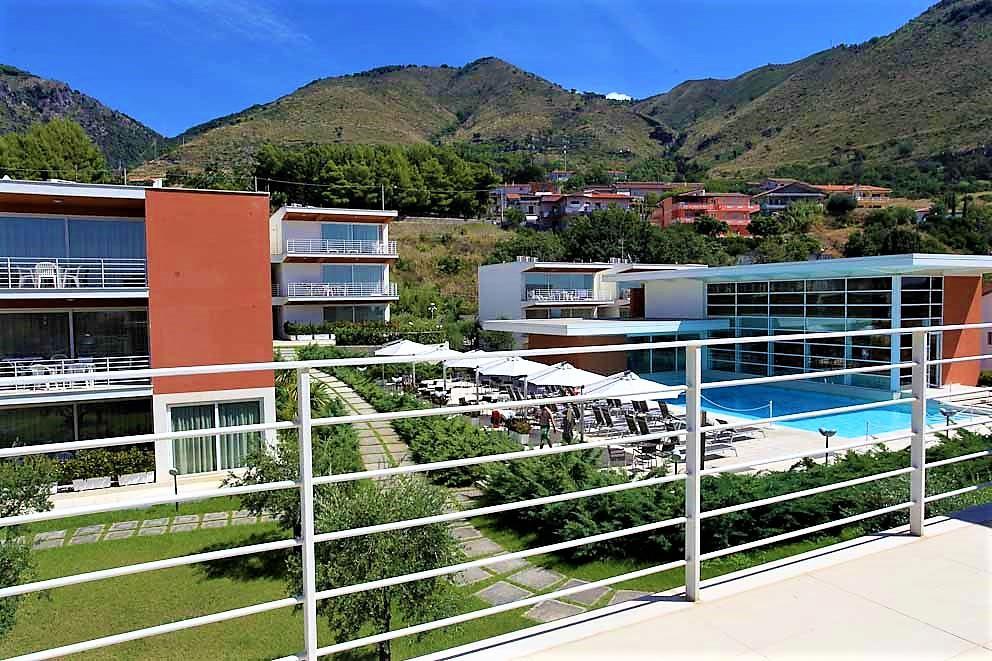 Sporting Club Resort Praia a Mare Eksteriør billede